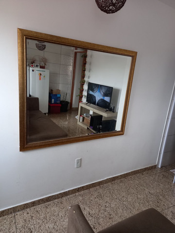 Espelho com moldura grossa dourada - Foto 2