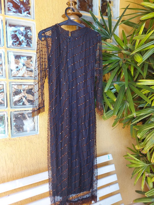 Vestido de festa M lantejoulas e pedras - Foto 6