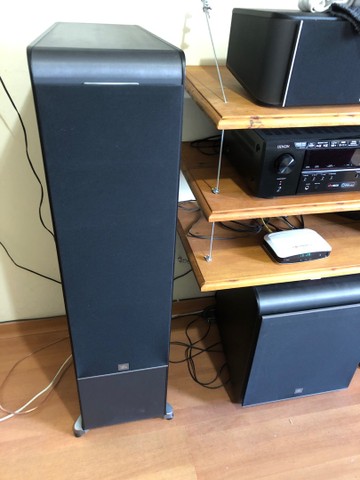 Caixas JBL ES90