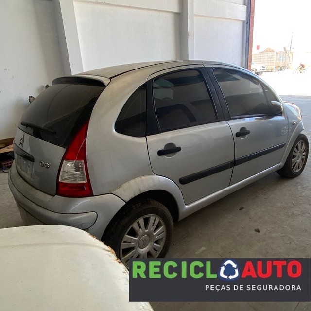 Sucata de c3 2011 1.4 manual para retirada de peças 