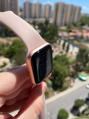 apple watch serie 5 40mm gold