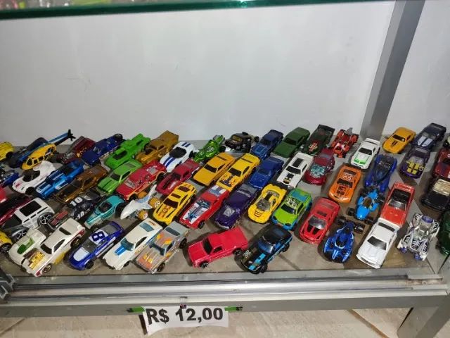 200 carros da hotwheels - Foto 3