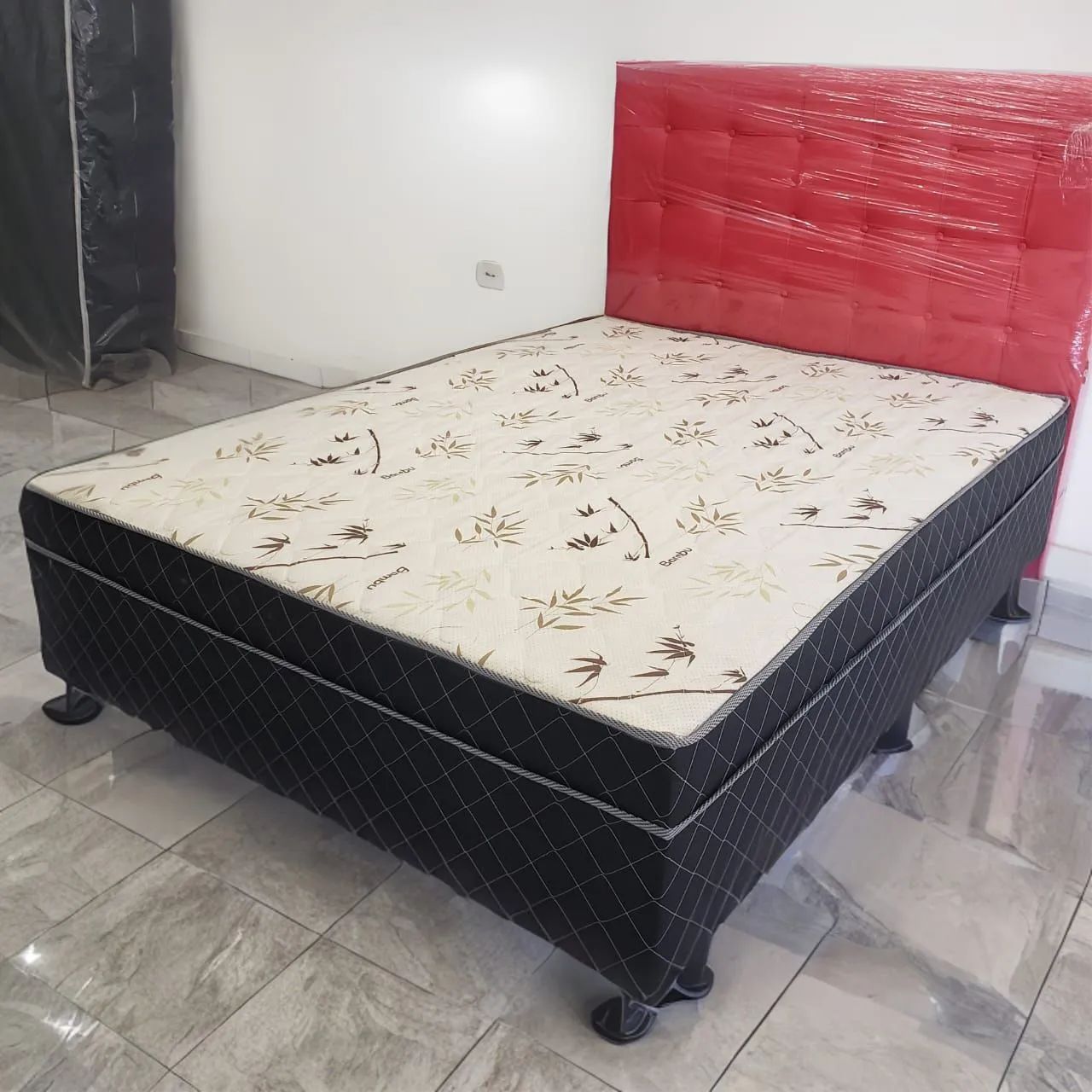 ?MEGA LIQUIDAÇÃO DE CAMAS, CASAL E SOLTEIRO. TEMOS BAÚS  E CABECEIRAS, CONFIRA!!! ? - Foto 2