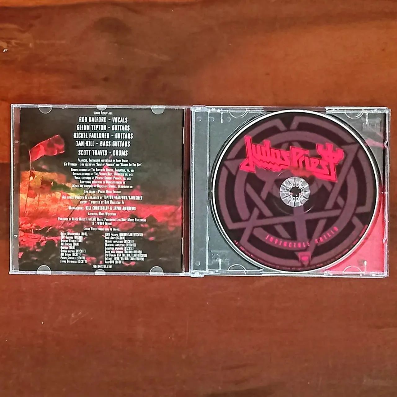 CD Judas Priest Invisible Shield 2024  - Foto 3