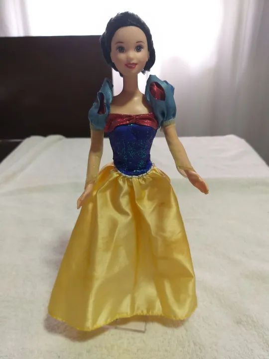 Boneca Branca de Neve