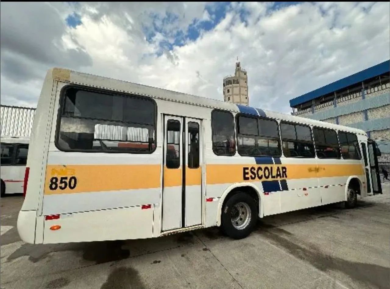 Marcopolo torino 2007, 1418 44 lugares - Foto 4