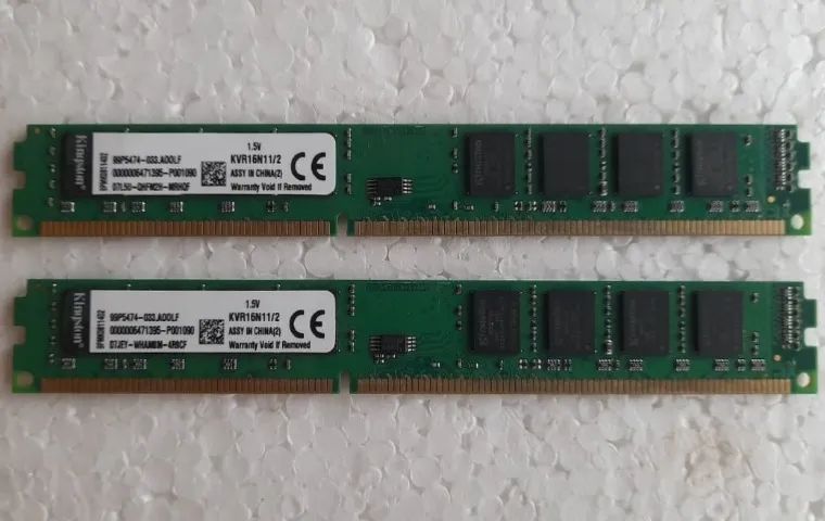 Memória Ddr3 2Gb 1600Mhz Kingston Modelo Slim Semi-Nova - Foto 2