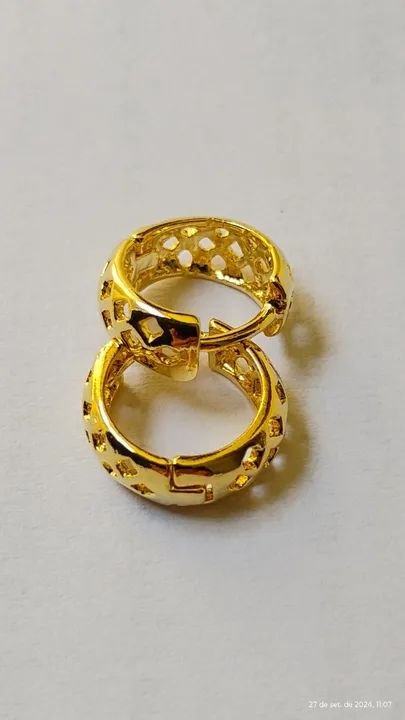 Par de Brinco Liso e Folheado a ouro 18k - Foto 3