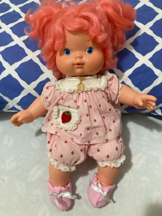 Bebê moranguinho anos 80 rara