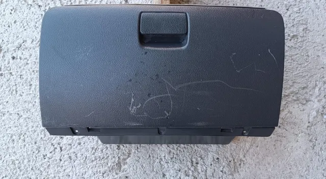 Porta Luvas Kia Bongo 2006 A 2012 845114E000