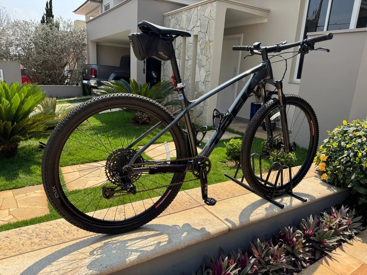 Bicicleta TREK X-CALIBER 8 Cor Cinza/Preta - Ciclismo - Centro