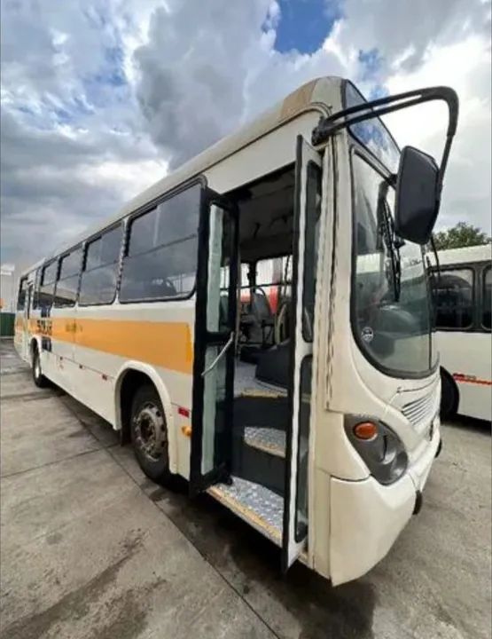 Marcopolo torino 2007, 1418 44 lugares - Foto 3