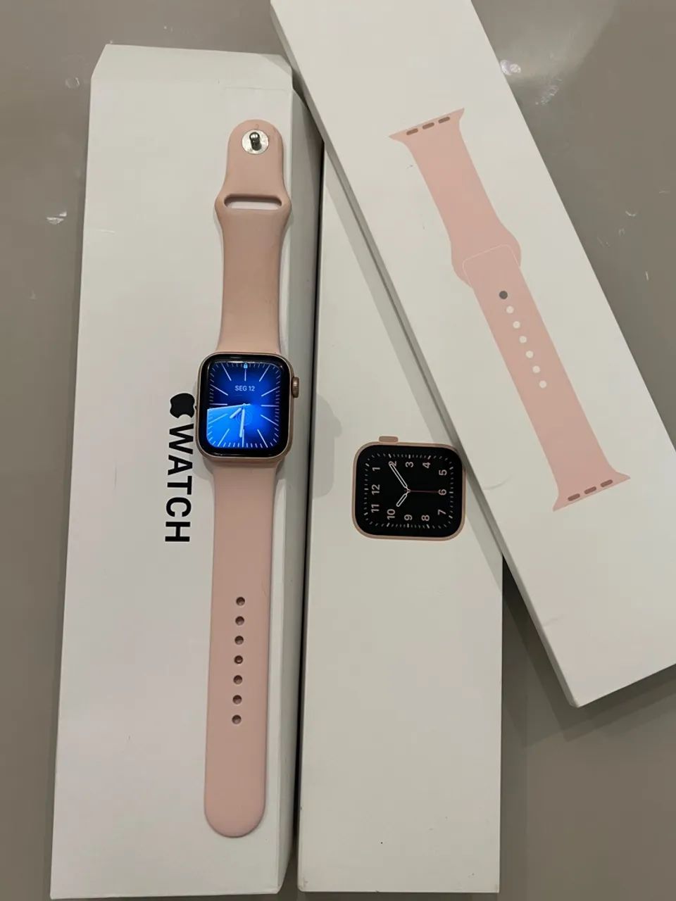 Apple Watch Series SE- Rosa Dourado