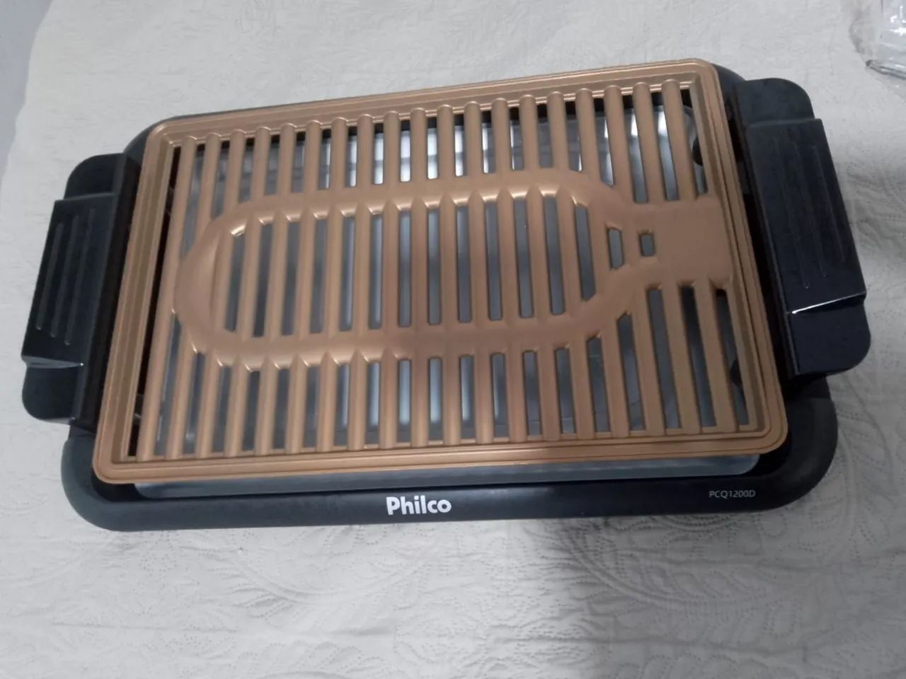 Churrasqueira Elétrico Philco PCQ1200D - Novo