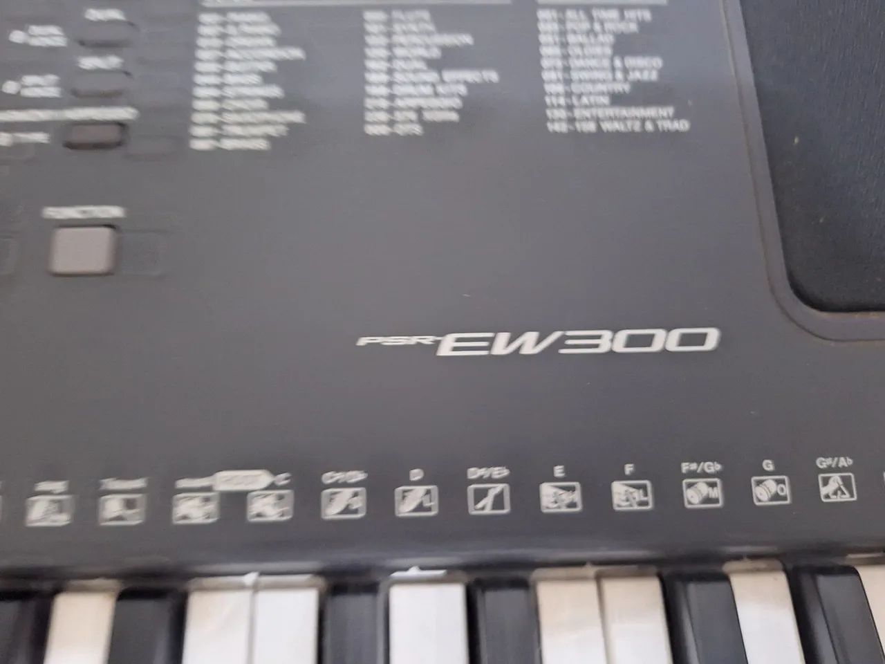 Teclado Yamaha EW300  - Foto 4