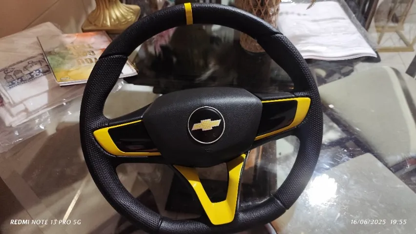 Volante Esportivo Nova Tracker