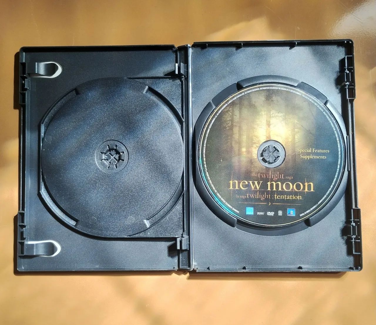 DVD A Saga Crepúsculo: Lua Nova - Edição Especial 2 Discos - Twighlight  - Foto 3