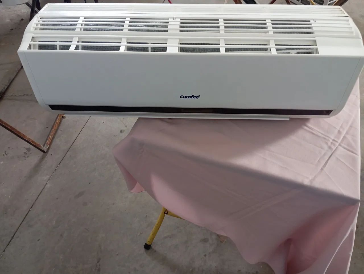 Ar Condicionado Split Comfee 12000 BTUs