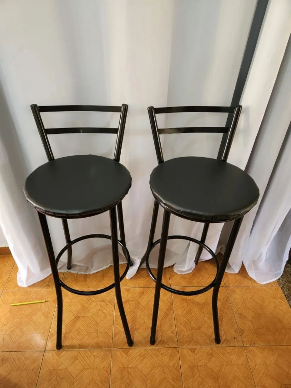 Banquetas Altas (80cm até o assento)