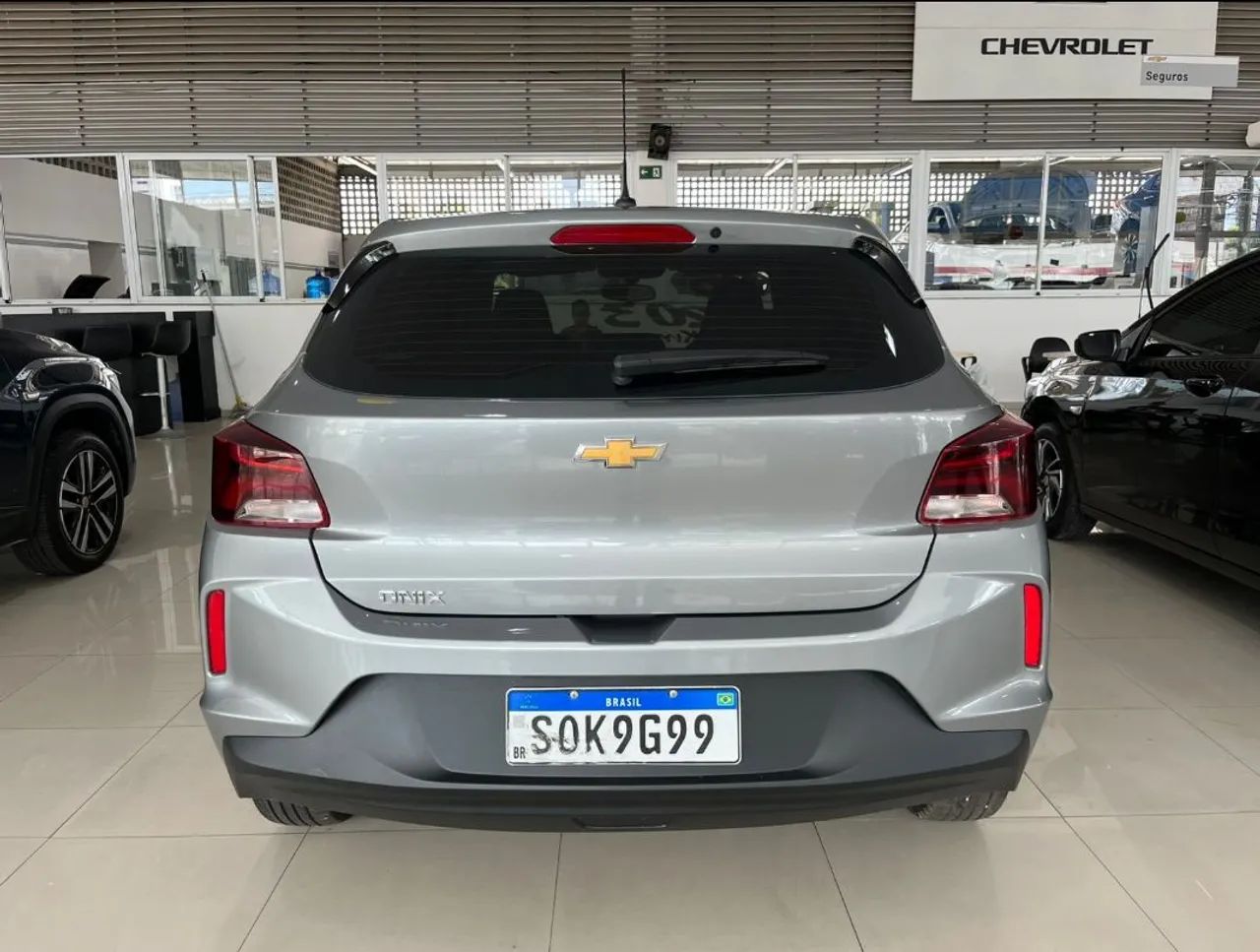 Onix Hatch 1.0 Manual 2025 - APENAS 1.500 KM ( OFERTA ) Vendedor ÍTALO  - Foto 5