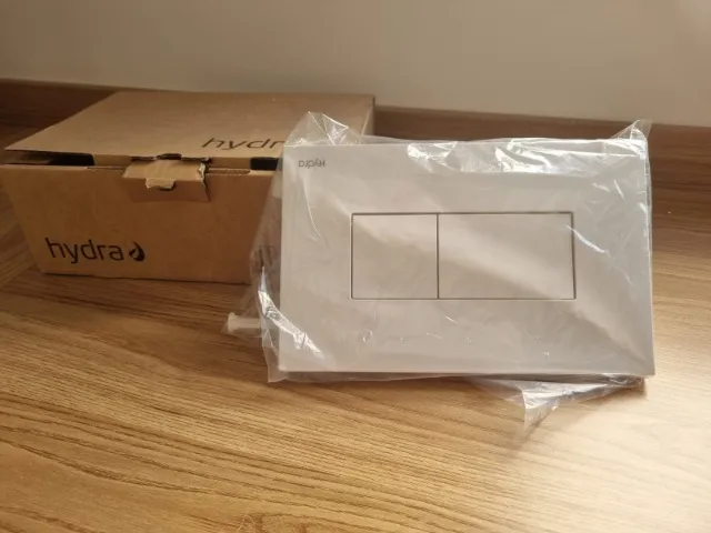 Acabamento para caixa de descarga embutida Pneumatica Quadra Duo branco 4900.E.HQD.DUO.BR
