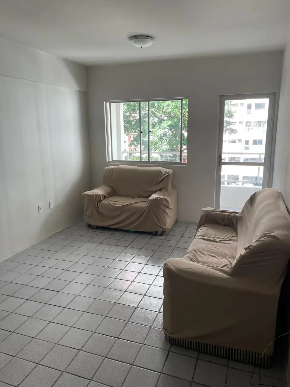 Apartamento 2 quartos com Dependência Várzea