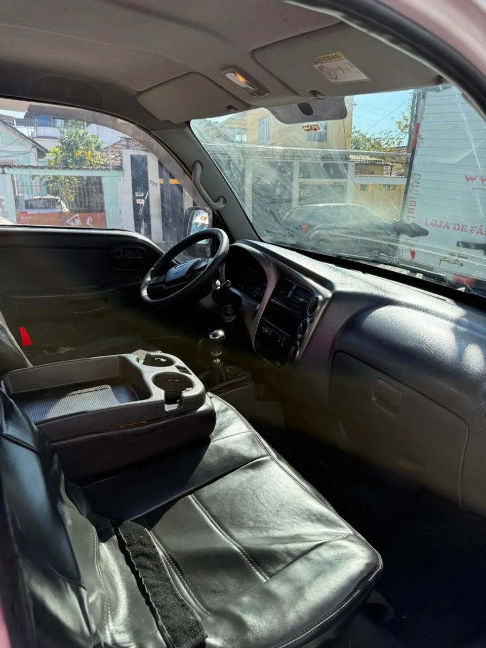 Vendo Kia Bongo K2500 ano 2015 - Foto 6