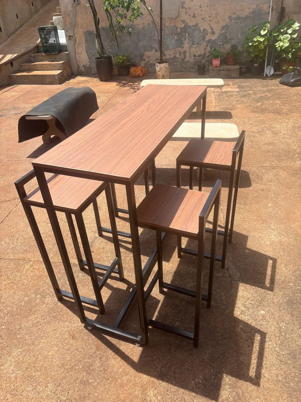 Mesa de balcão com 4 cadeira 64305477522819120