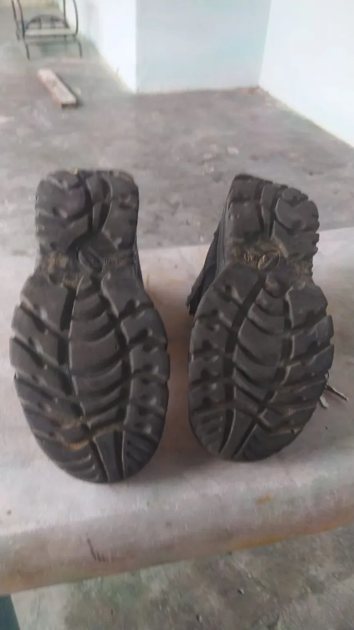 Bota Masculino