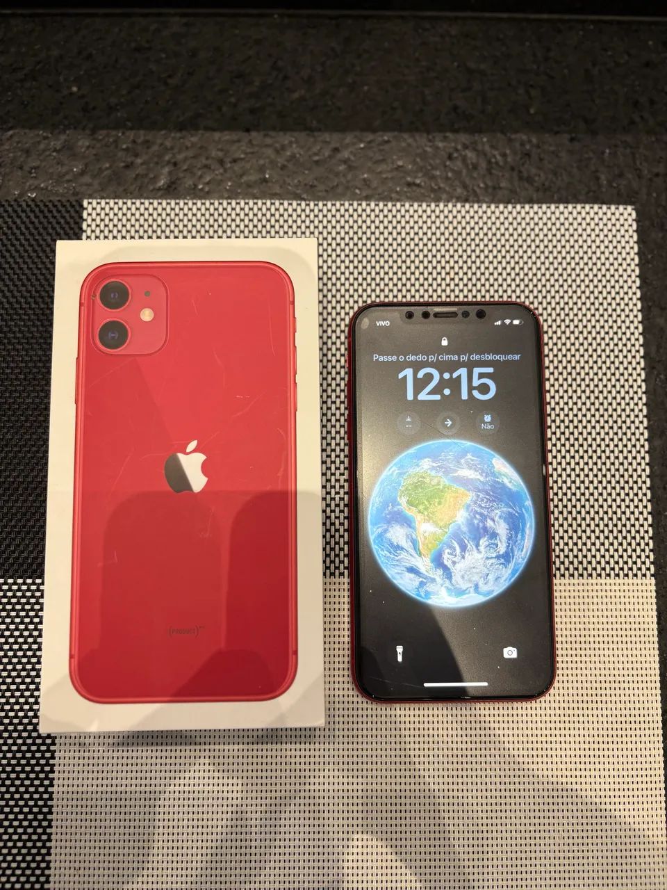 iPhone 11 vermelho 64gb (red) - Celulares e Smartphones