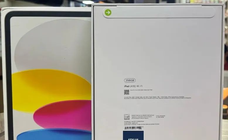  IPad 11 128GB Wifi lacrado com garantia 1 ano apple.
