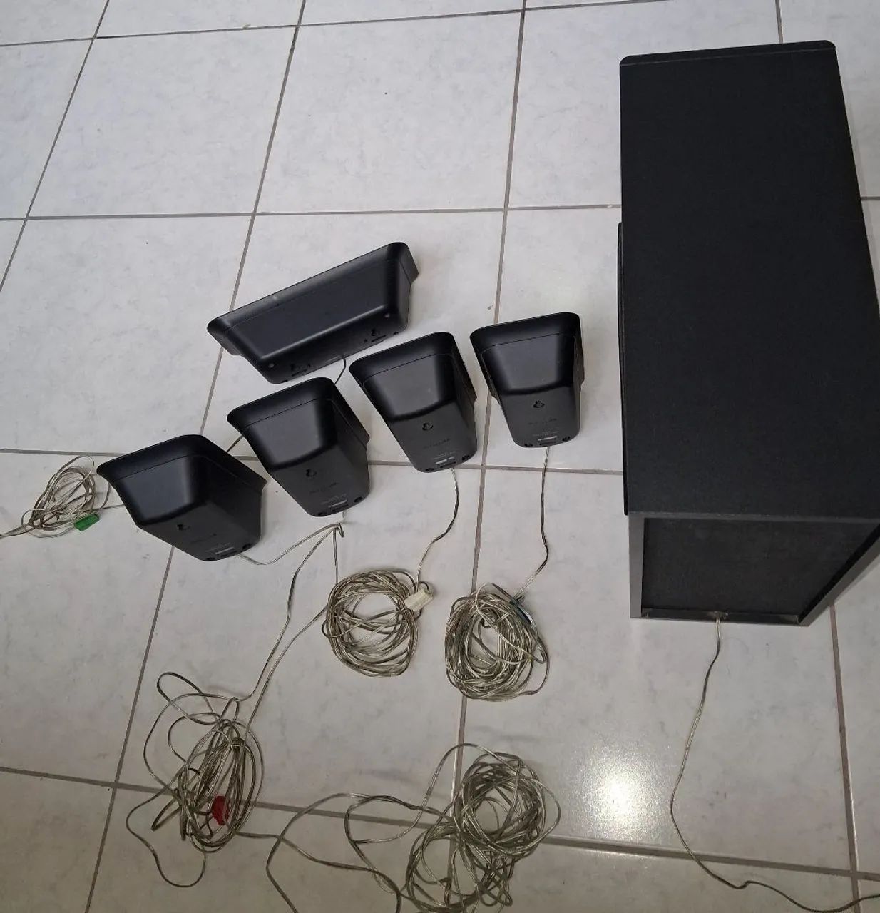 CONJUNTO CAIXAS DE SOM HOME THEATHER PHILIPS  - Foto 4