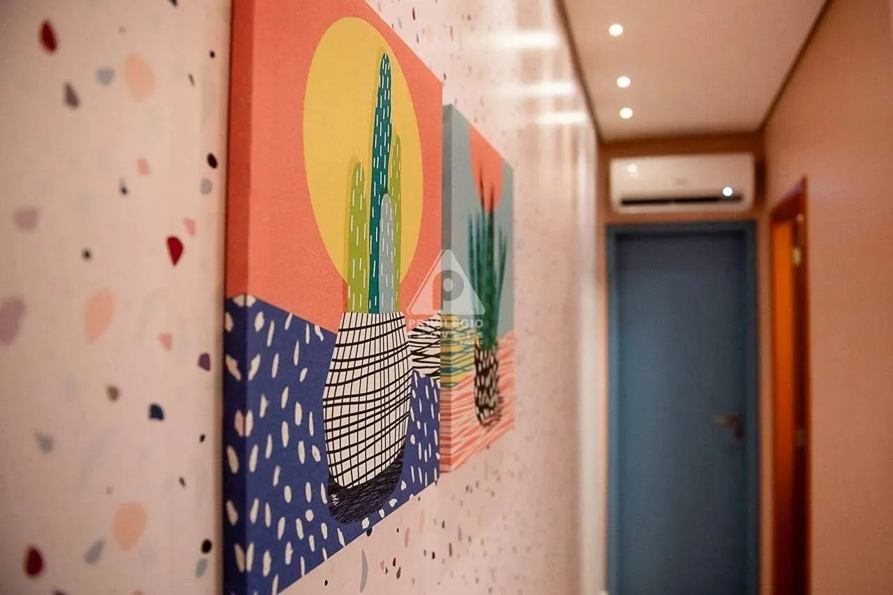 Sala Comercial Reformada de 30m² em Ipanema: Vista Livre e Sol da Manhã - Foto 5