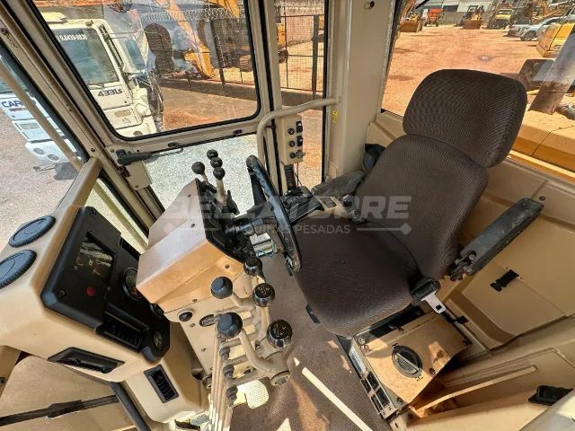 Motoniveladora Caterpillar 140K 2014 - Revisada e Pronta para Trabalhar  - Foto 6