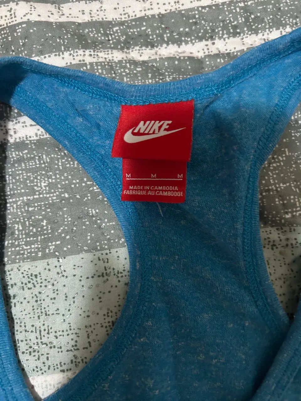 Camiseta malhação - Nike - original - Foto 3