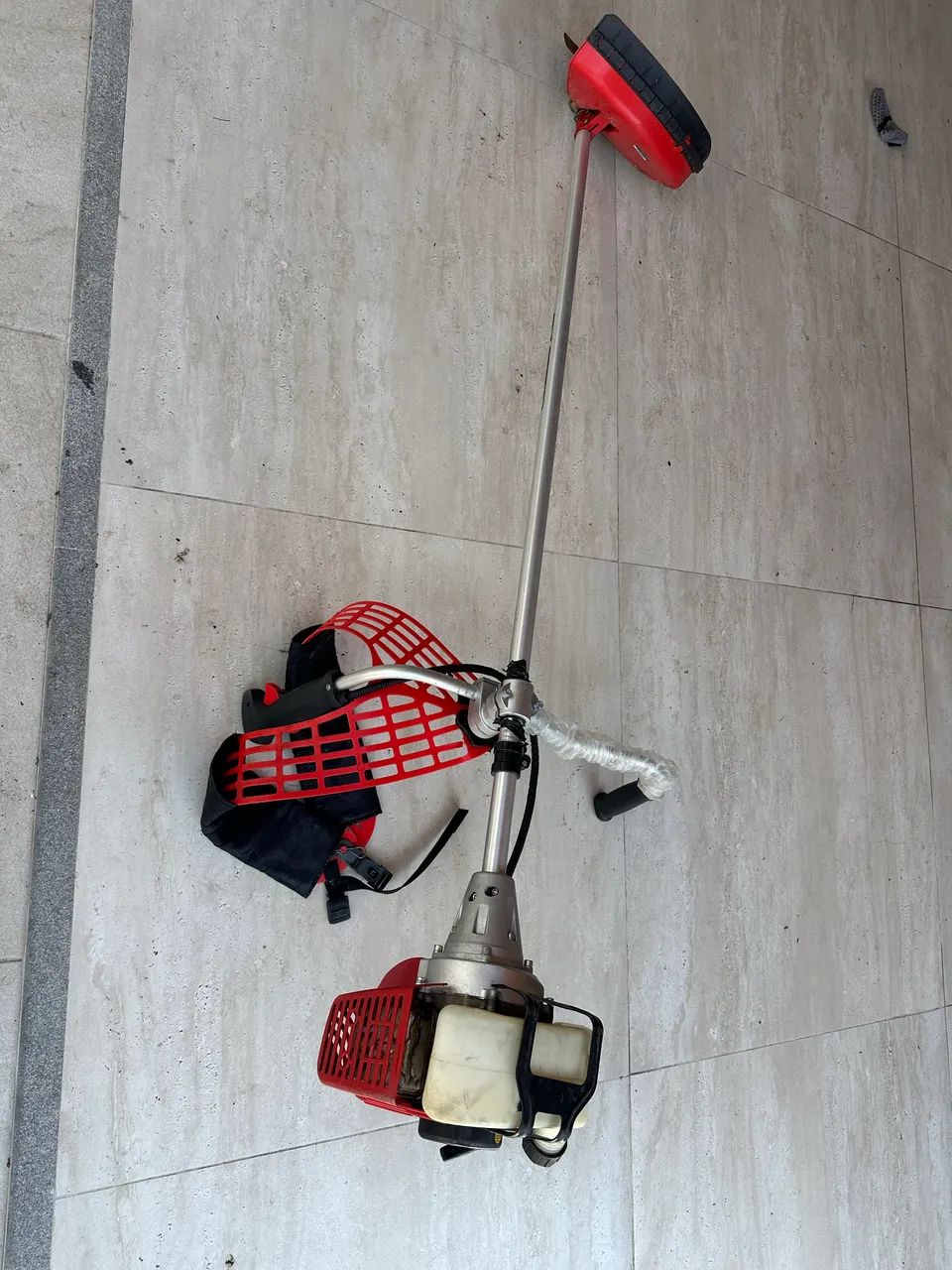 Roçadeira Toyoma TBC43X gasolina  - Foto 4