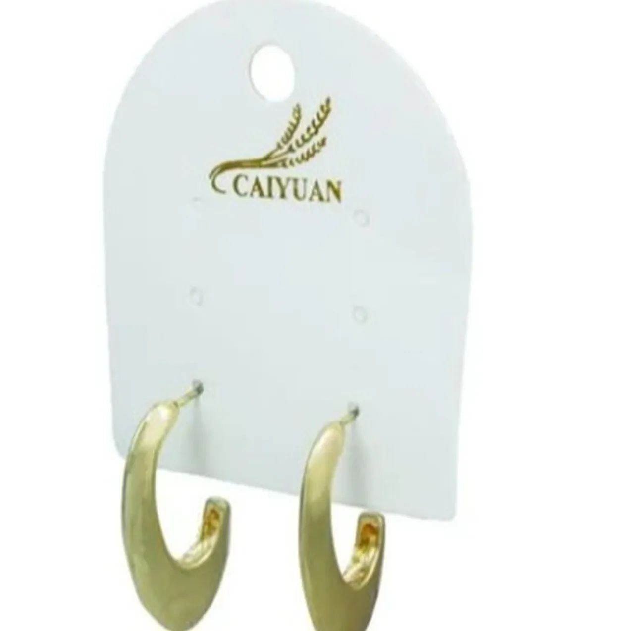 BRINCO ARGOLA OVAL LISA - DOURADO