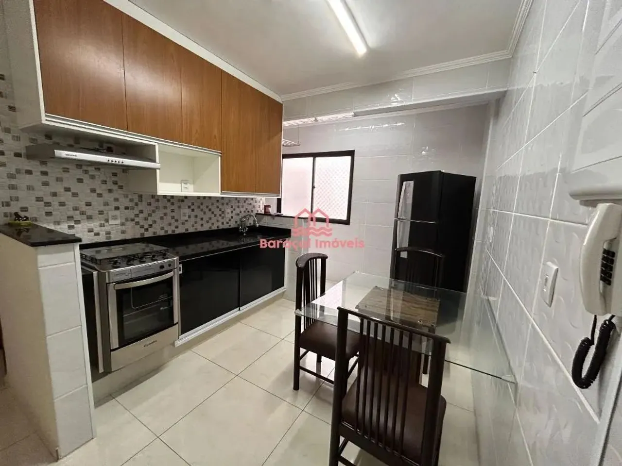 Apartamento para Alugar em Aviação, Praia Grande - SP 2 quartos mobiliado .