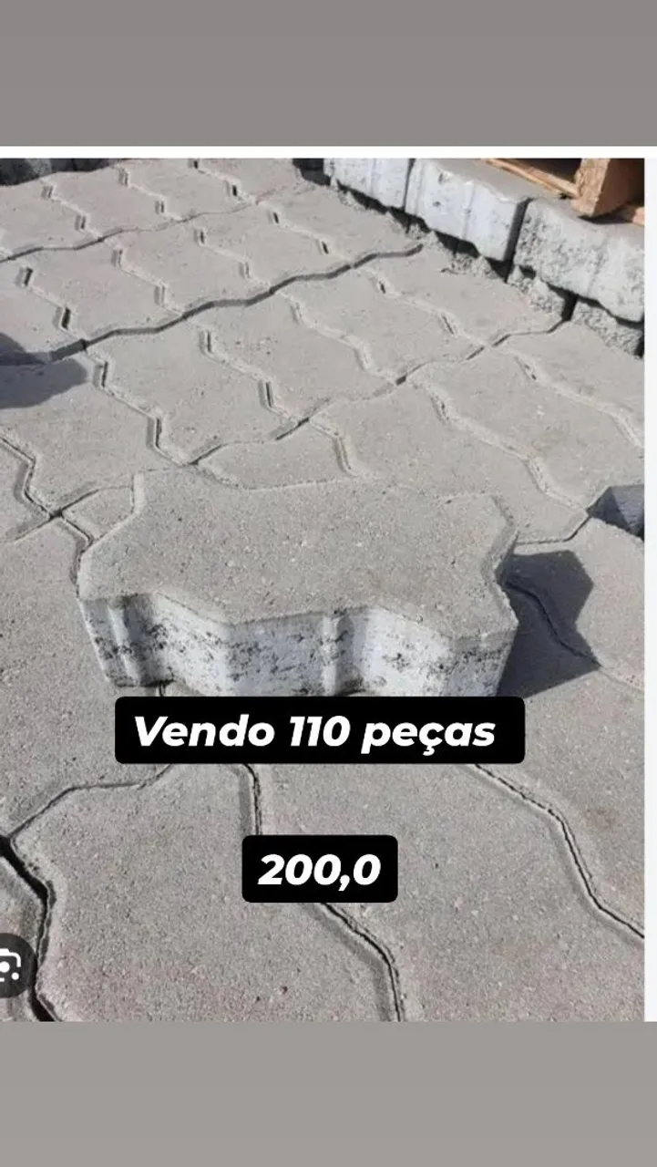 110 Peças de Blocos de Concreto - R$200,00