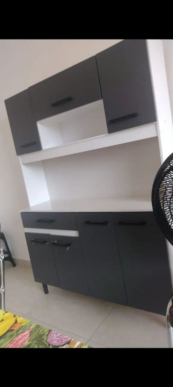 Armário de Cozinha Completo com 3 Portas e 3 Gavetas