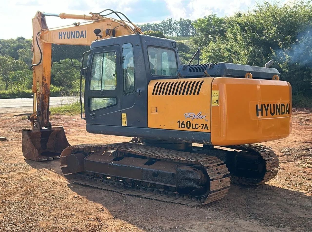 Escavadeira HYUNDAI 160 - Foto 3