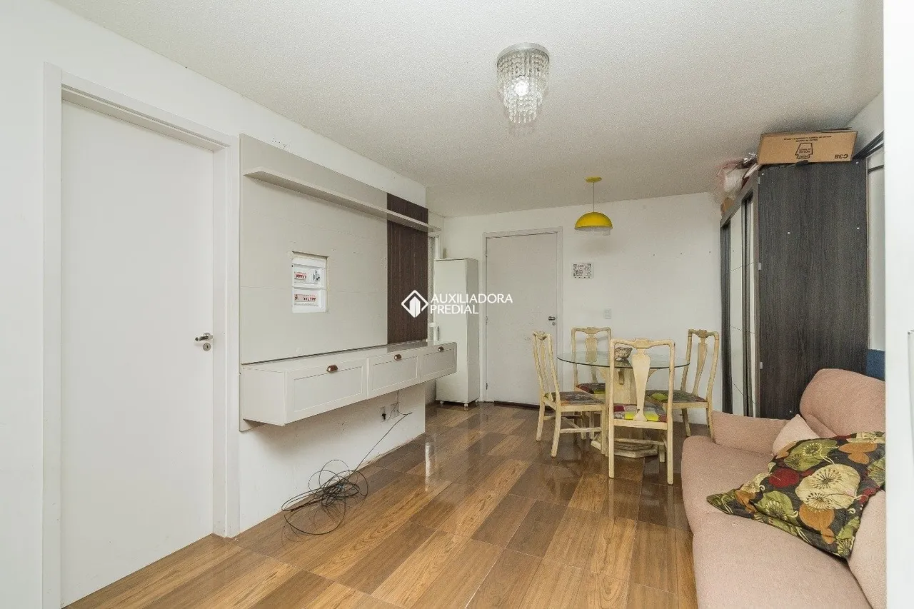 Apartamento à venda no bairro Agronomia com 48 m² e 2 dormitórios/quartos disponíveis
