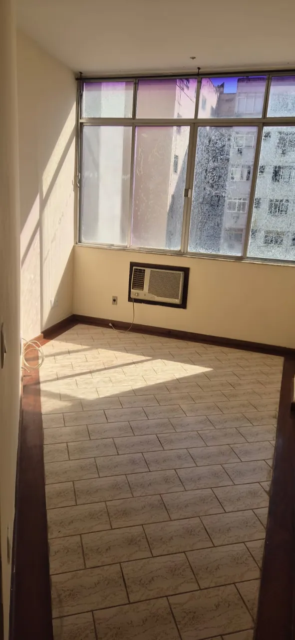 Apartamento para alugar na Avenida Oswaldo Cruz, Flamengo, Rio de Janeiro - RJ