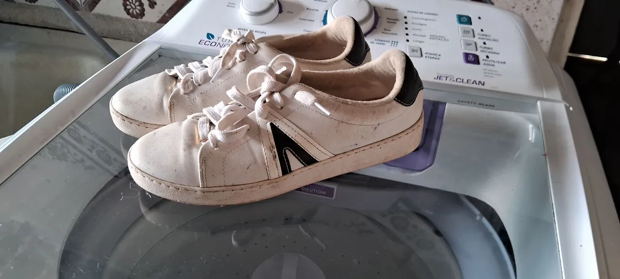 Tênis branco casual