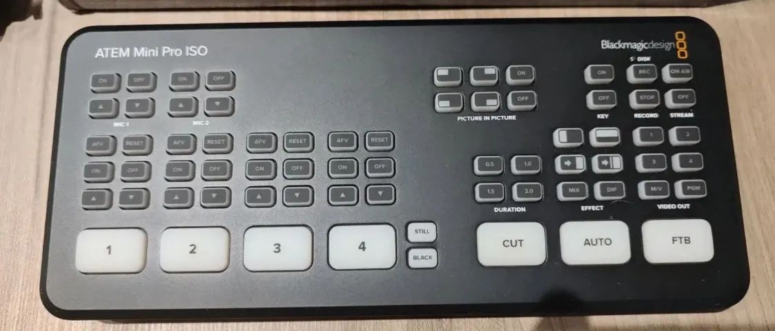 ATEM MINI PRO ISO - Dispositivos de Streaming - São Cristóvão