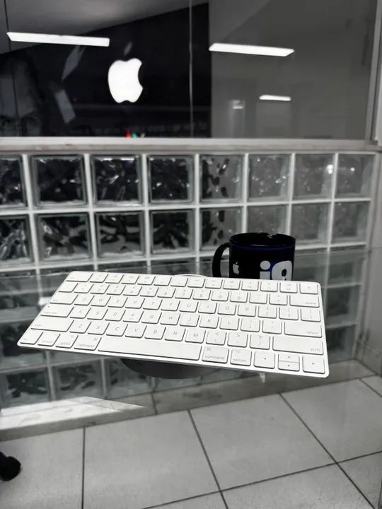 Teclado Apple Magic Keyboard Model A1644 Cor branco 3 meses de garantia  - Foto 3