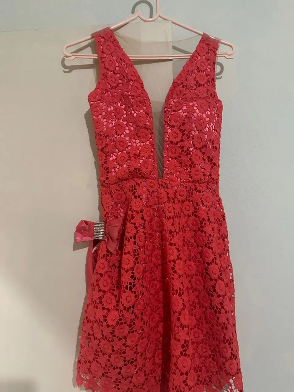 Vestido de Renda Vermelho Elegante - Foto 2