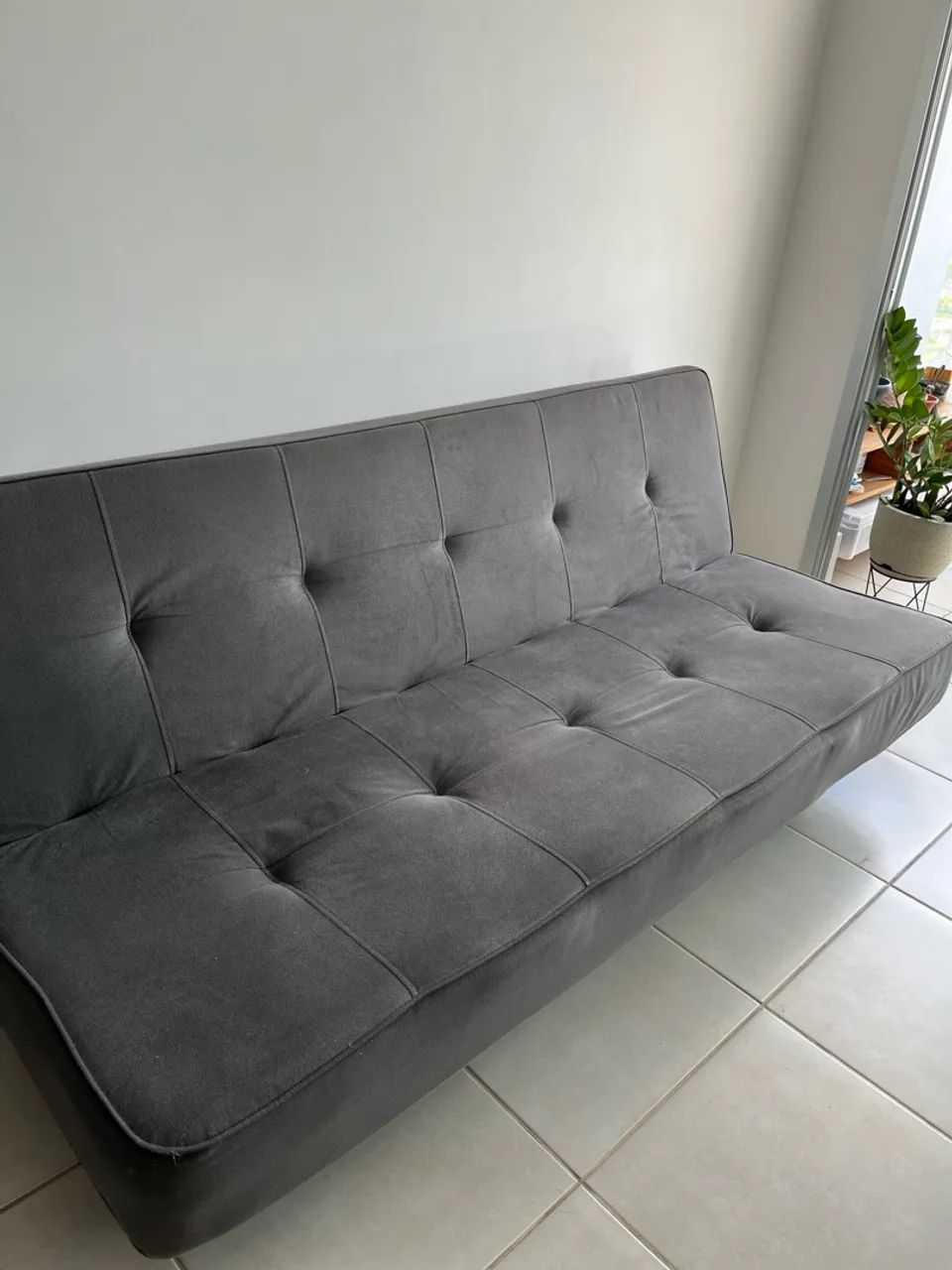 Sofá-cama Cinza Tok&Stok