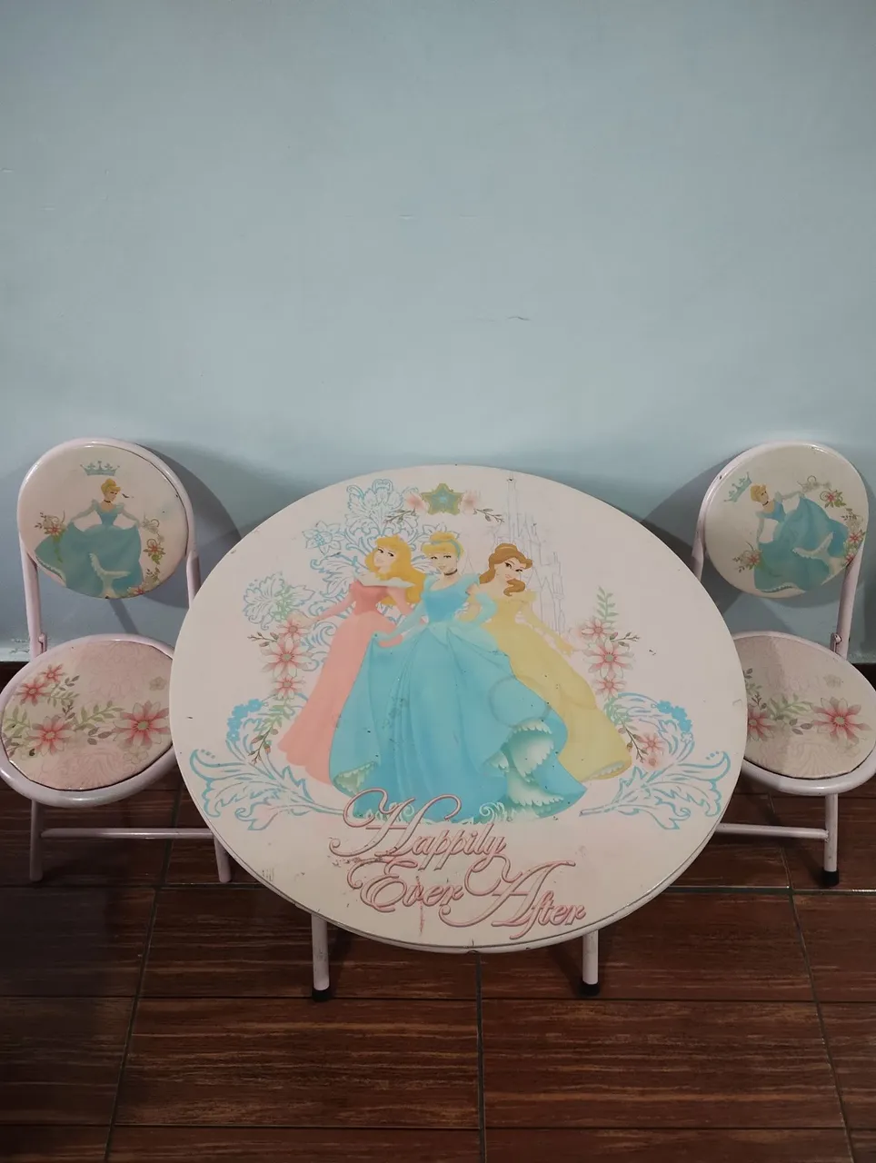 Conjunto Infantil Mesa e Cadeiras Princesas