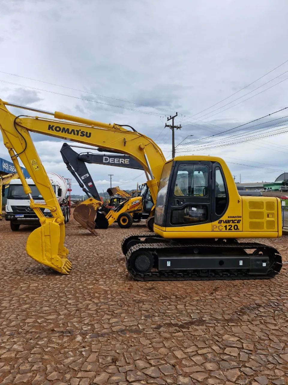 Escavadeira hidraulica komatsu pc 120 ano 2008  - Foto 5